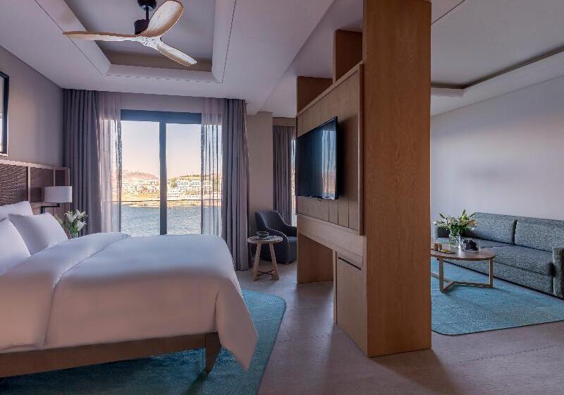 סוויטת ג'וניור נוף לים, Mgallery The Bodrum Hotel Yalikavak