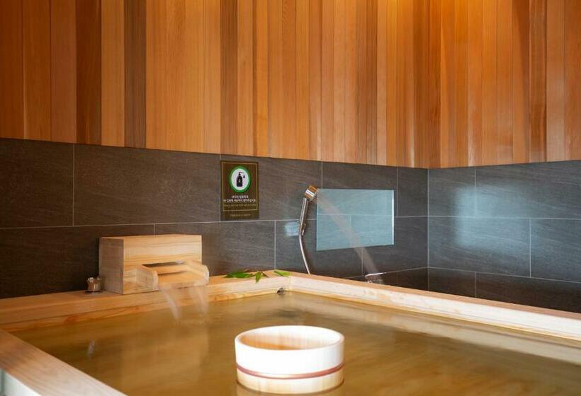 جناح, Tomonoya Hotel & Ryokan Daecheon