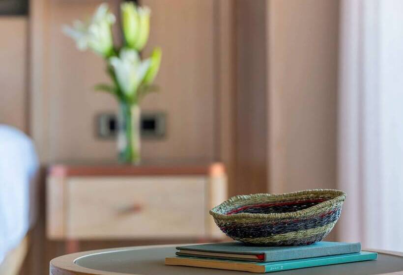 סוויטת ג'וניור נוף לים, Mgallery The Bodrum Hotel Yalikavak