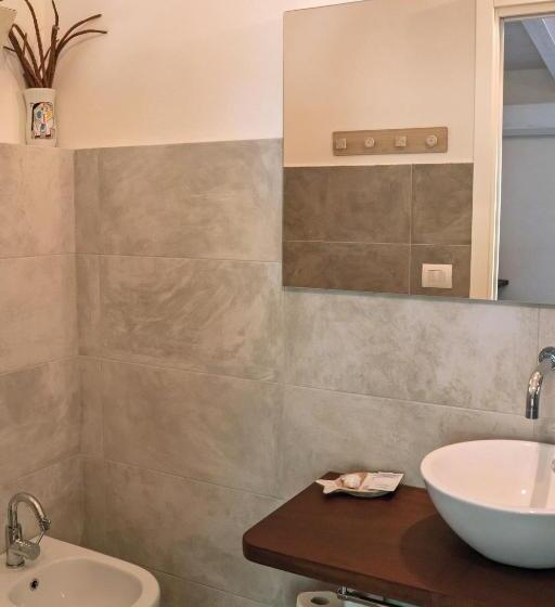 Pokój Standard, Amaranto