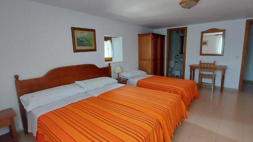 غرفة قياسية ثلاثية, Casa Lisa