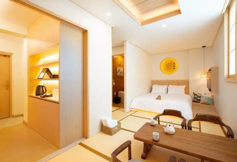 デラックスルーム, Tomonoya Hotel & Ryokan Daecheon