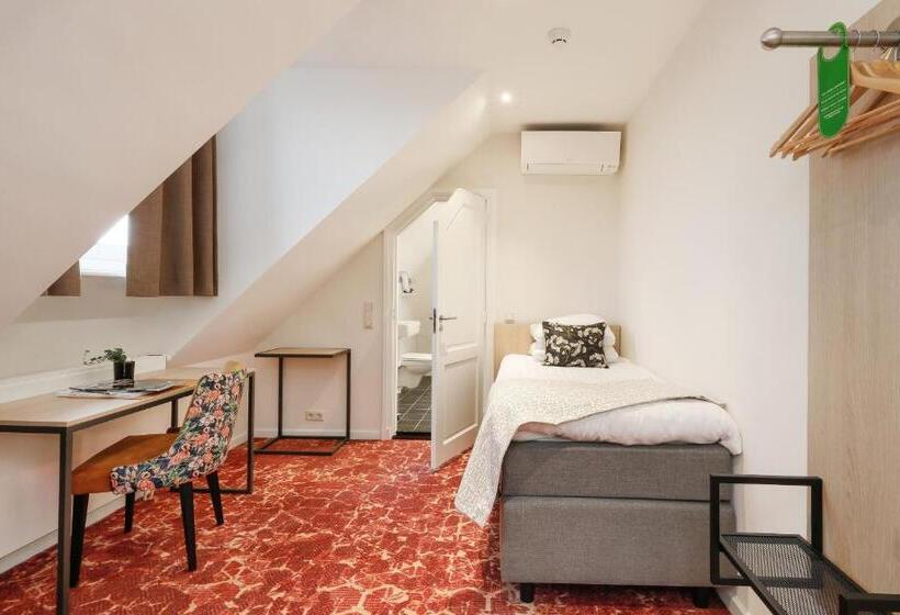 اتاق استاندارد یک نفره, Boutique Hotel Jeroen