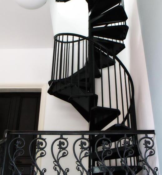 آپارتمان لوکس 1 خوابه, Creuza De Ma