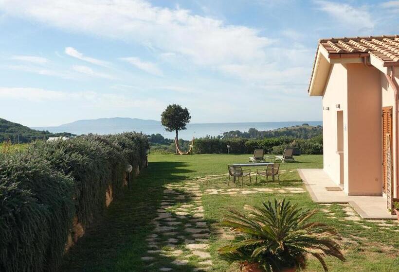 חדר סטנדרט נוף לגינה, Agriturismo La Vista   Adults Only