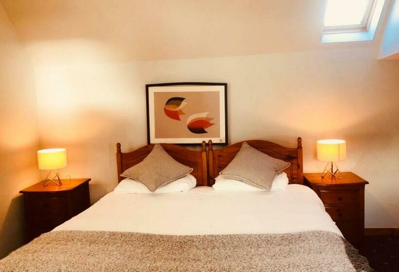 غرفة ديلوكس, Stein Inn