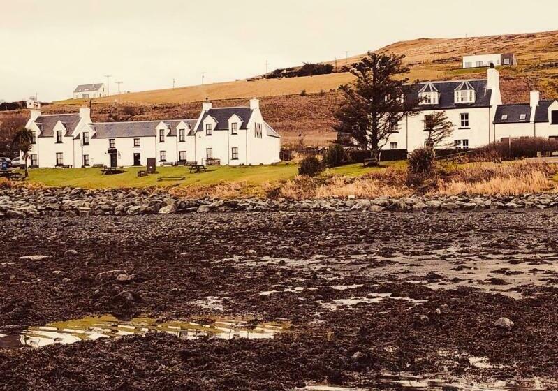 经济房, Stein Inn