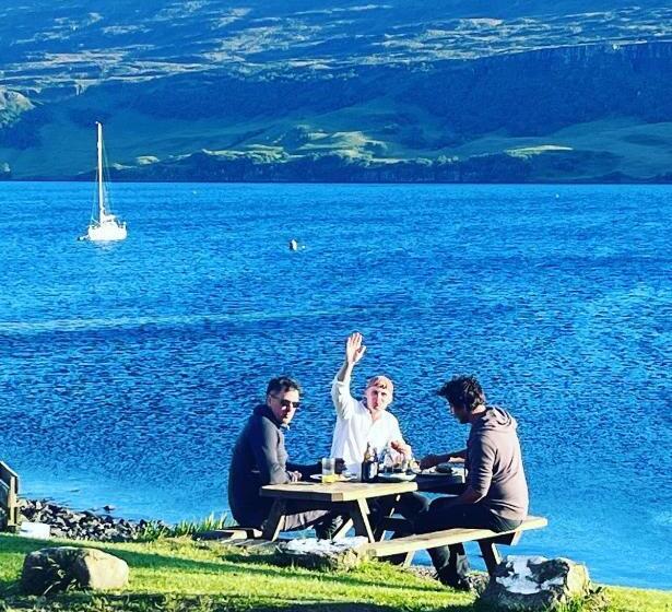 经济房, Stein Inn