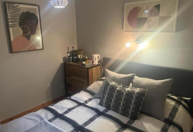 חדר סטנדרט, Stein Inn