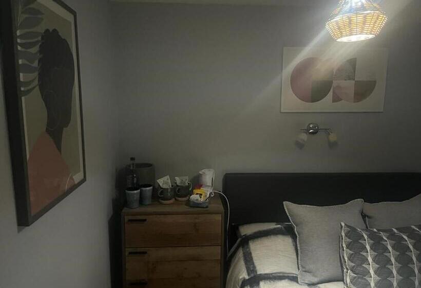 غرفة قياسية, Stein Inn