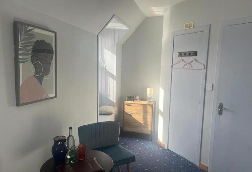 غرفة ديلوكس, Stein Inn