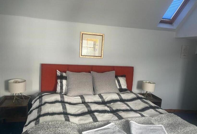 غرفة ديلوكس, Stein Inn