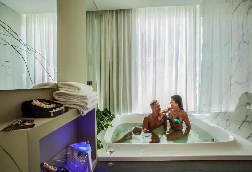 プレジデントスイートルーム, Noha Lifestyle Hotel   Adults Only