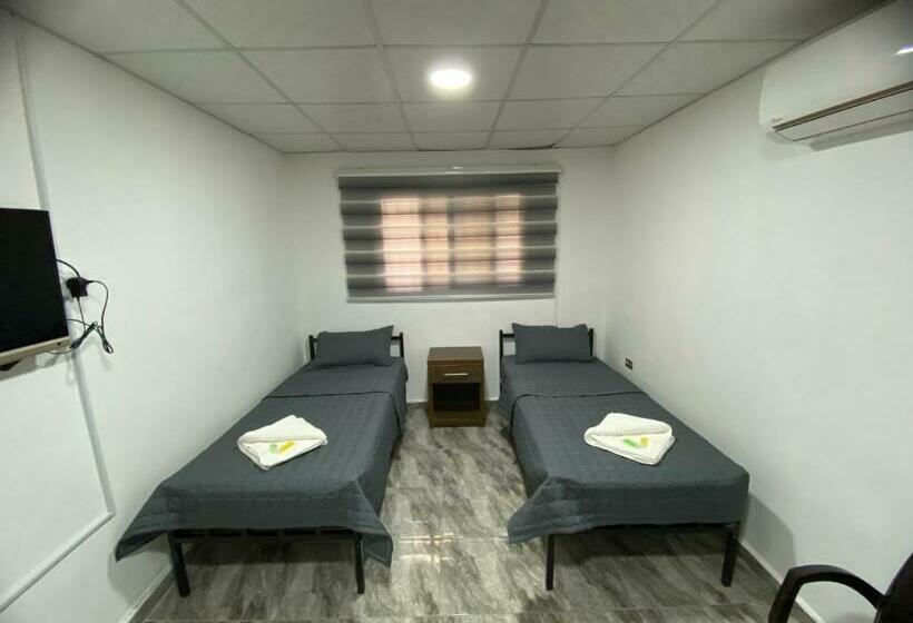 آپارتمان 1 خوابه, Omar Apartment