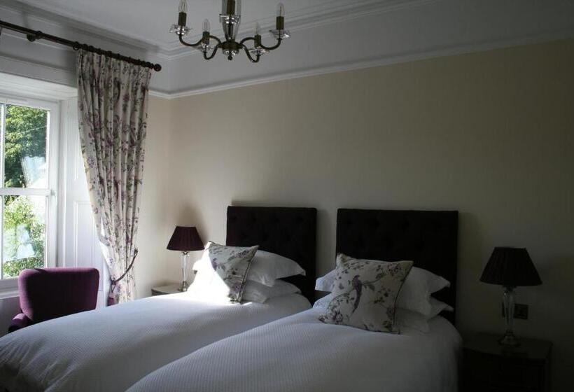 高级园景房, Arrandale House