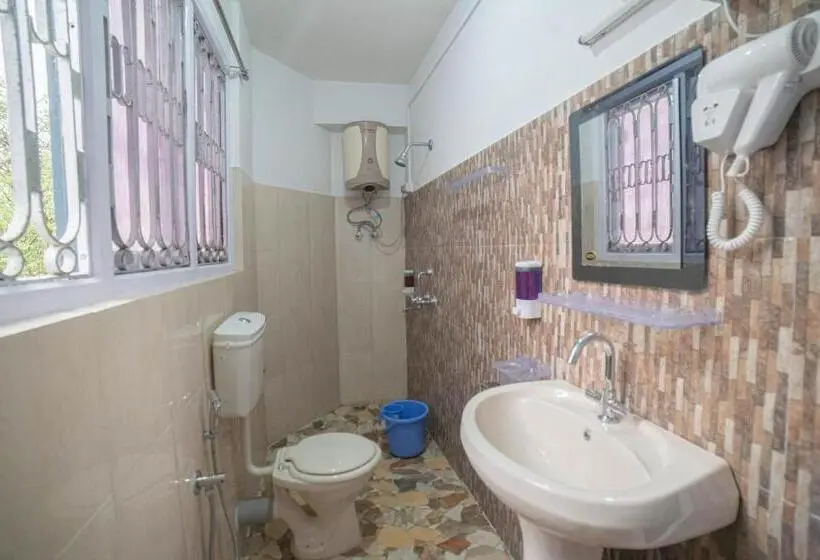 اتاق استاندارد, Tag Along 2 0 Hostel Gangtok