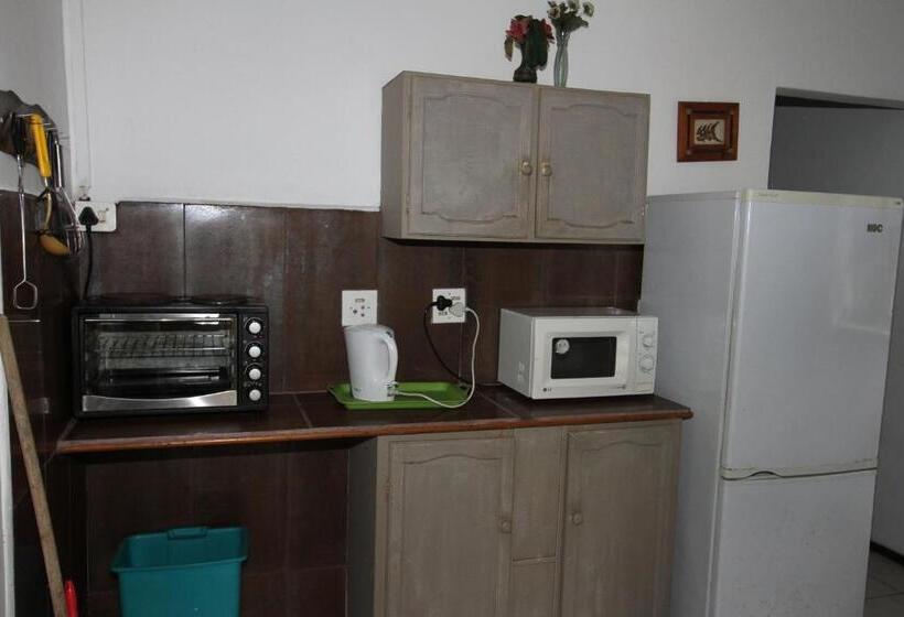 בקתת חדר, Tugela Mouth Resort