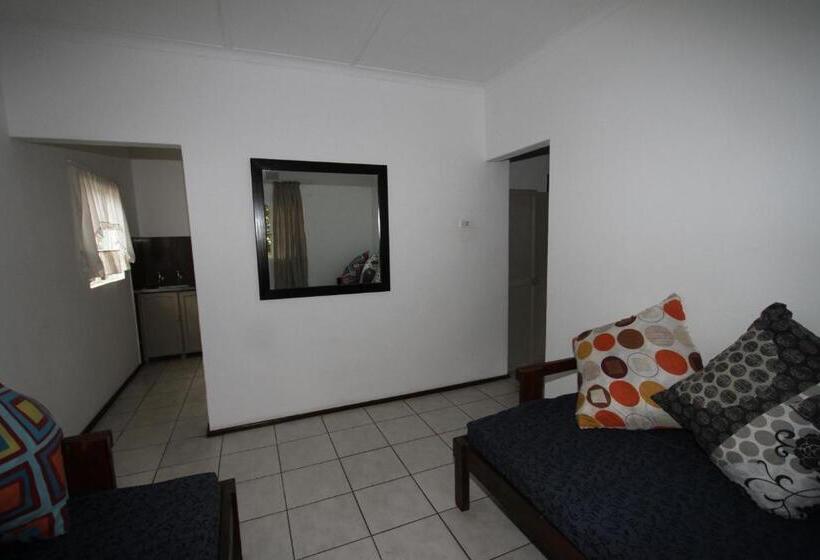 בקתת חדר, Tugela Mouth Resort