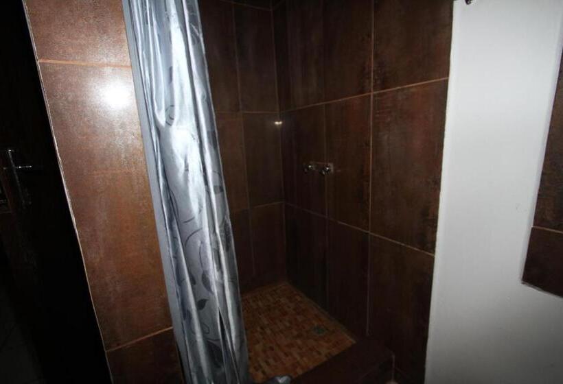 בקתת חדר, Tugela Mouth Resort