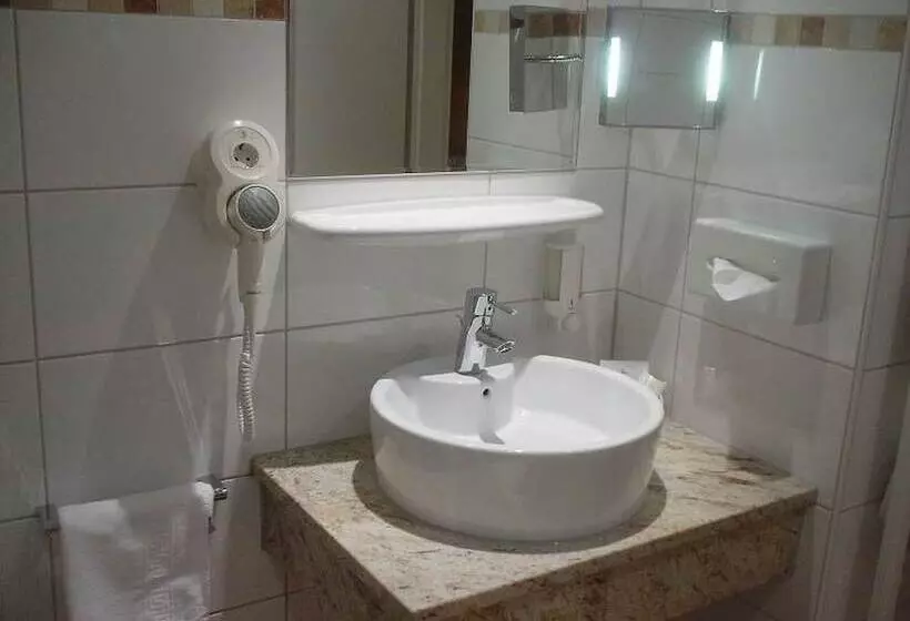 اتاق استاندارد یک نفره, Apartment Hotel Kral   Business Hotel & Serviced Apartments