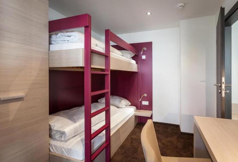 اتاق سوپریور, Bollenhuthotel Kirnbacher Hof