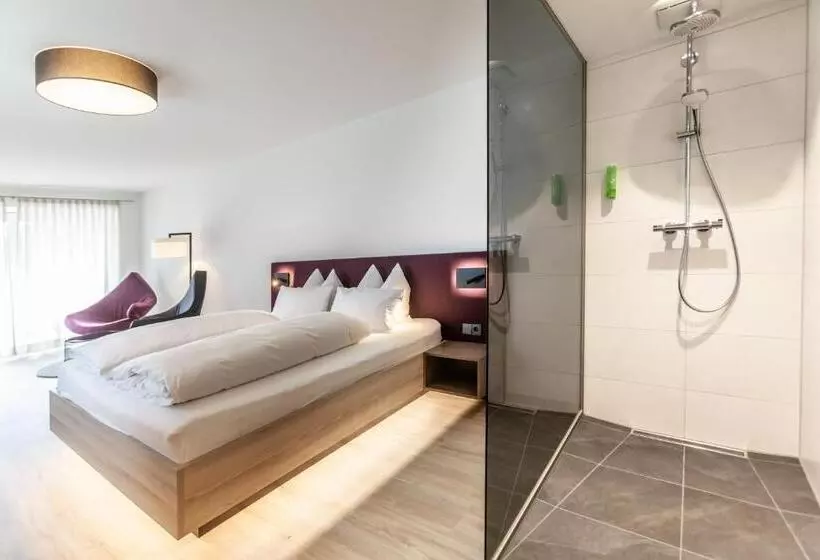 اتاق استاندارد با بالکن, Bollenhuthotel Kirnbacher Hof