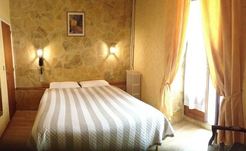 컴포트 룸, Acanthe Du Temple