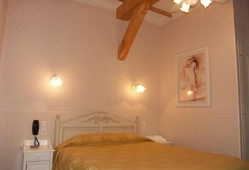 컴포트 룸, Acanthe Du Temple