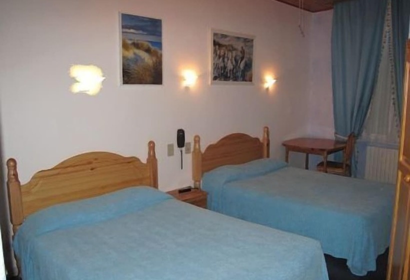 패밀리 룸, Acanthe Du Temple