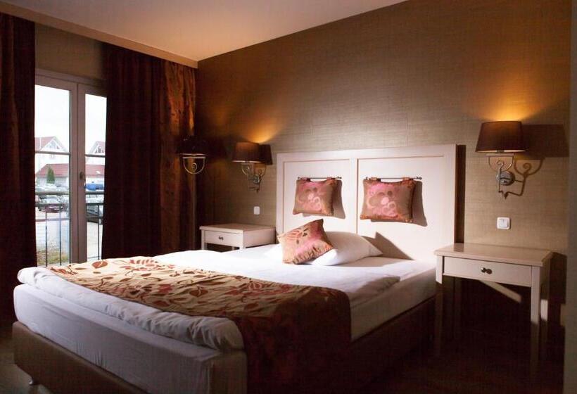 Quarto Estandar, Ampervilla