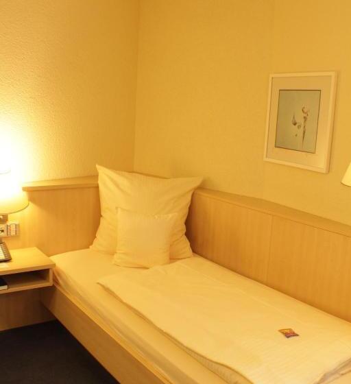 スタンダードシングルルーム, Blauer Wolf