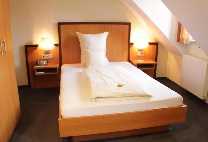 スタンダードシングルルーム, Blauer Wolf