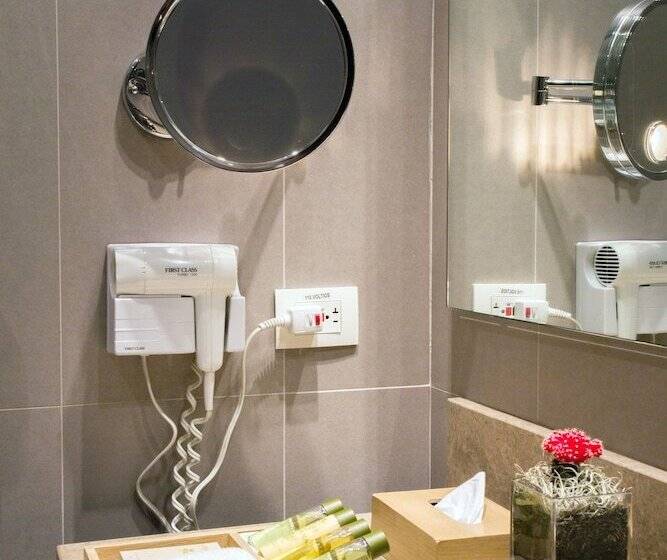 اتاق استاندارد با 2 تخت دوبل, Cite