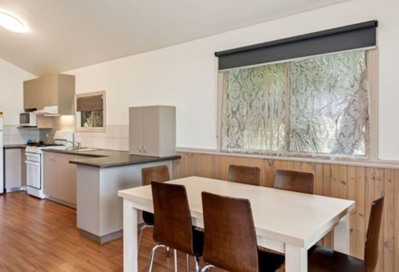 کلبه سوپریور, Discovery Parks  Lake Hume, Victoria