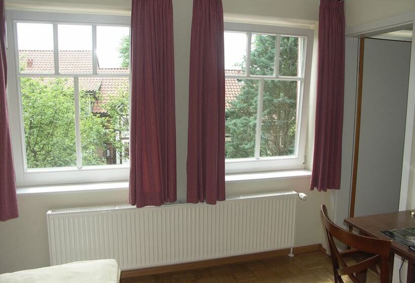 标准间, Dreimadelhaus  Kirchseelte