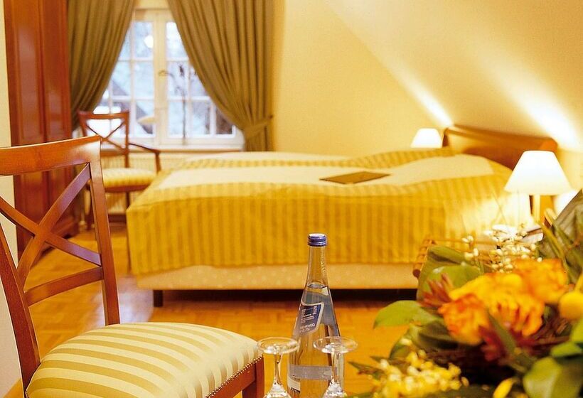 标准间, Dreimadelhaus  Kirchseelte