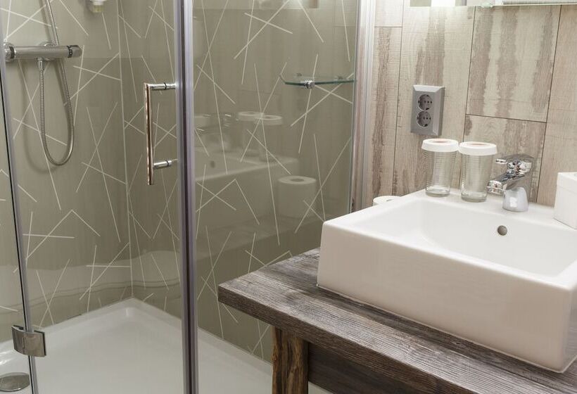 スタンダードルーム, Dresdner Hof