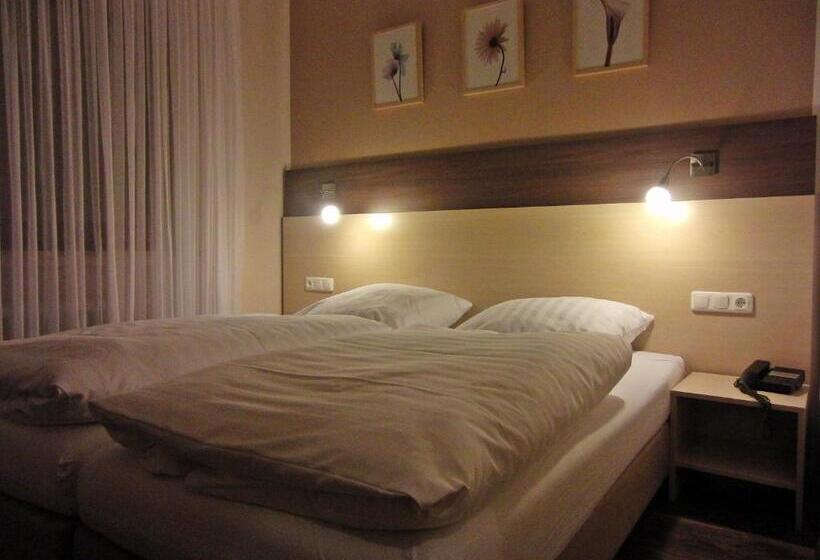 Номер Стандарт, Eifelstube