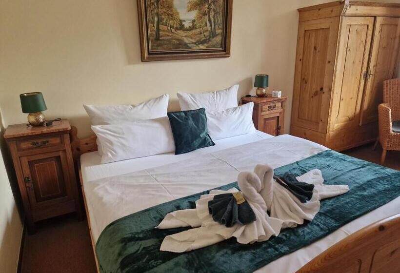 חדר סטנדרט, Elisabeth Ilse