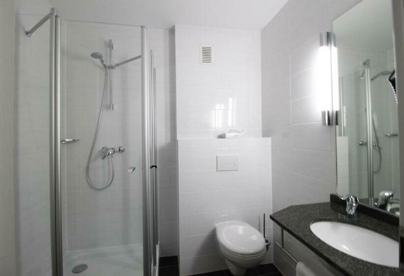 Номер Стандарт Индивидуальный, Garni Eden