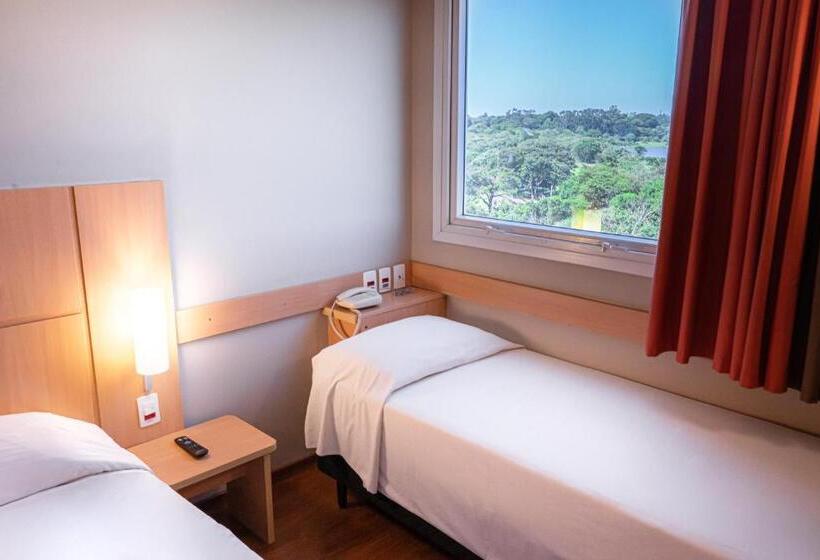 Номер Стандарт, Hus Hotel Dourados