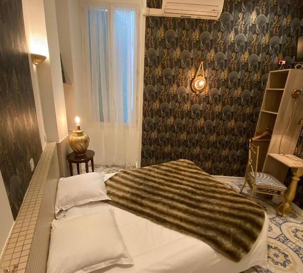 スタンダードシングルルーム, Interlaken