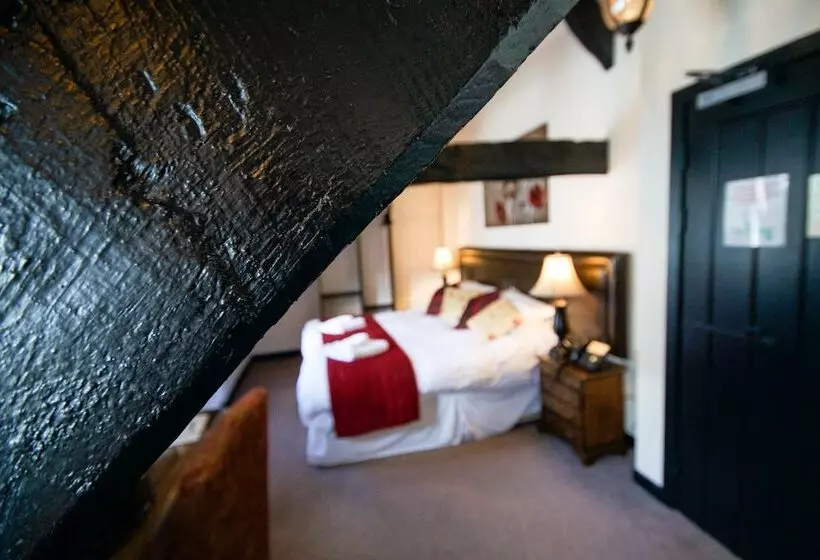 اتاق استاندارد یک نفره, The Black Boy Inn