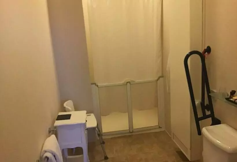 Suite Queen Bed, The Black Boy Inn