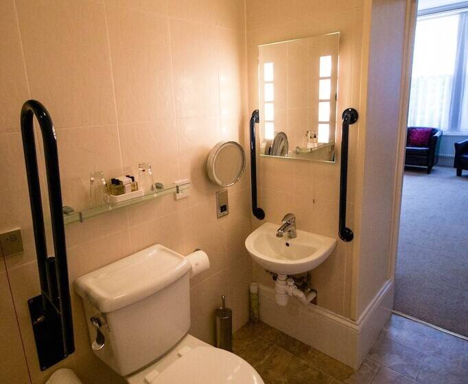 סוויטה עם מיטת קווין, The Black Boy Inn