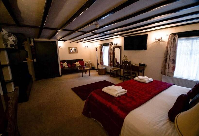 חדר אקזקיוטיב עם מיטת קווין, The Black Boy Inn