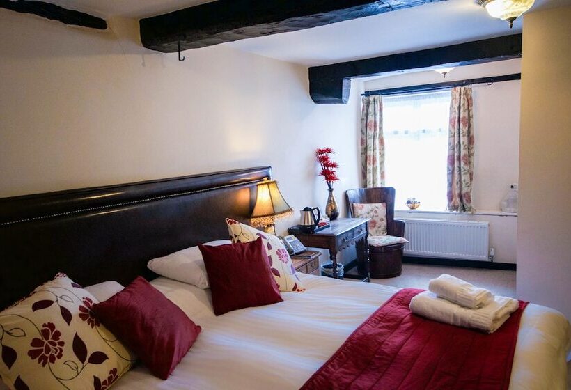 חדר אקזקיוטיב עם מיטת קווין, The Black Boy Inn