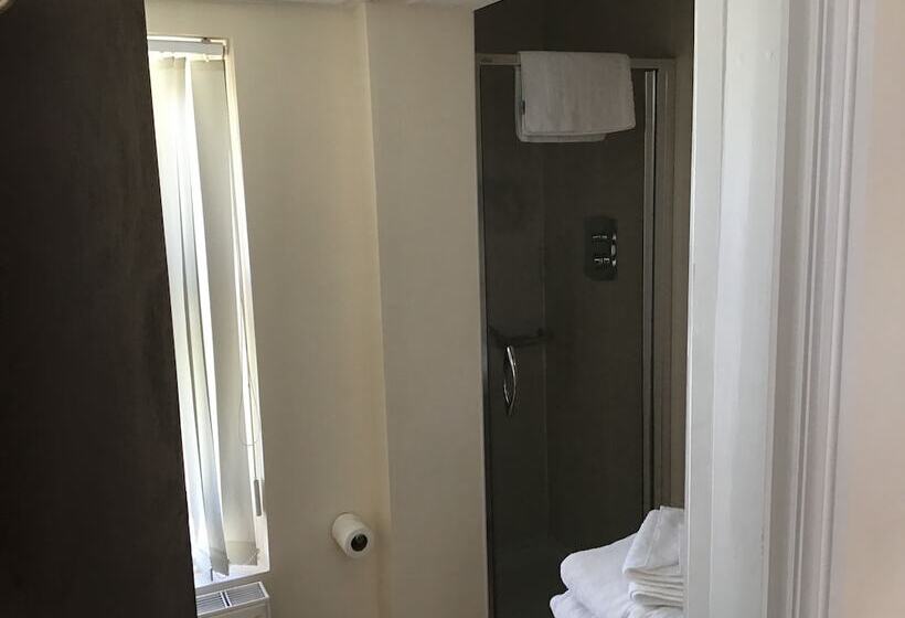 חדר סטנדרט עם מיטת קווין, The Black Boy Inn