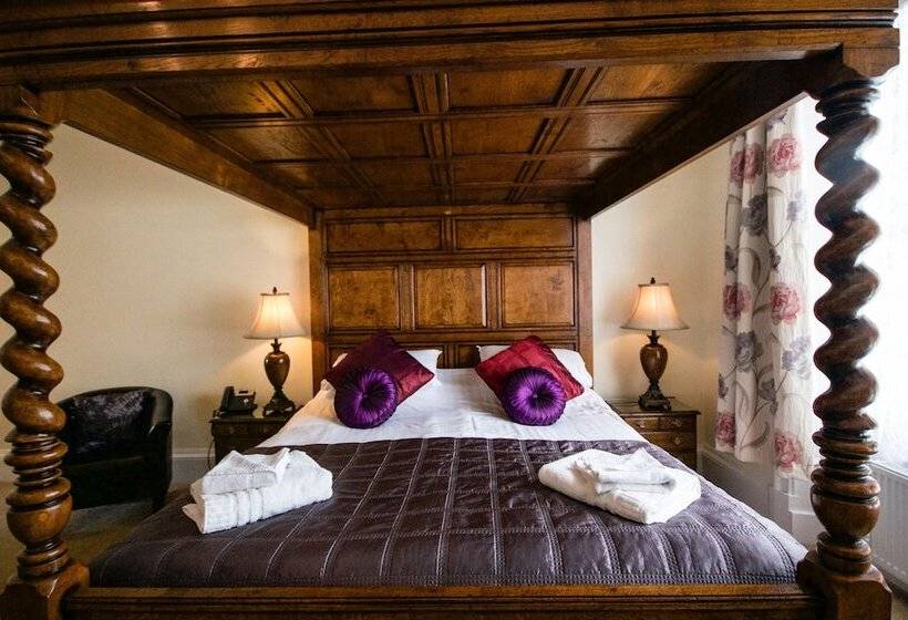 סוויטה עם מיטת קווין, The Black Boy Inn