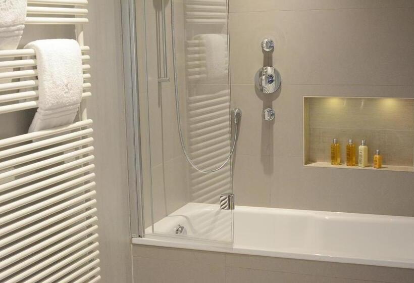 豪华房间, Watthof